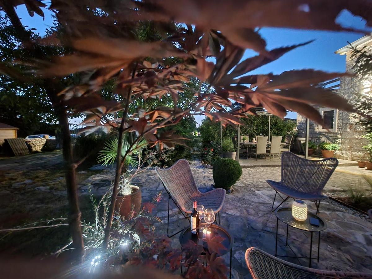 Stonehouse Ana With Jacuzzi Rovinj-Krmed Βίλα Εξωτερικό φωτογραφία