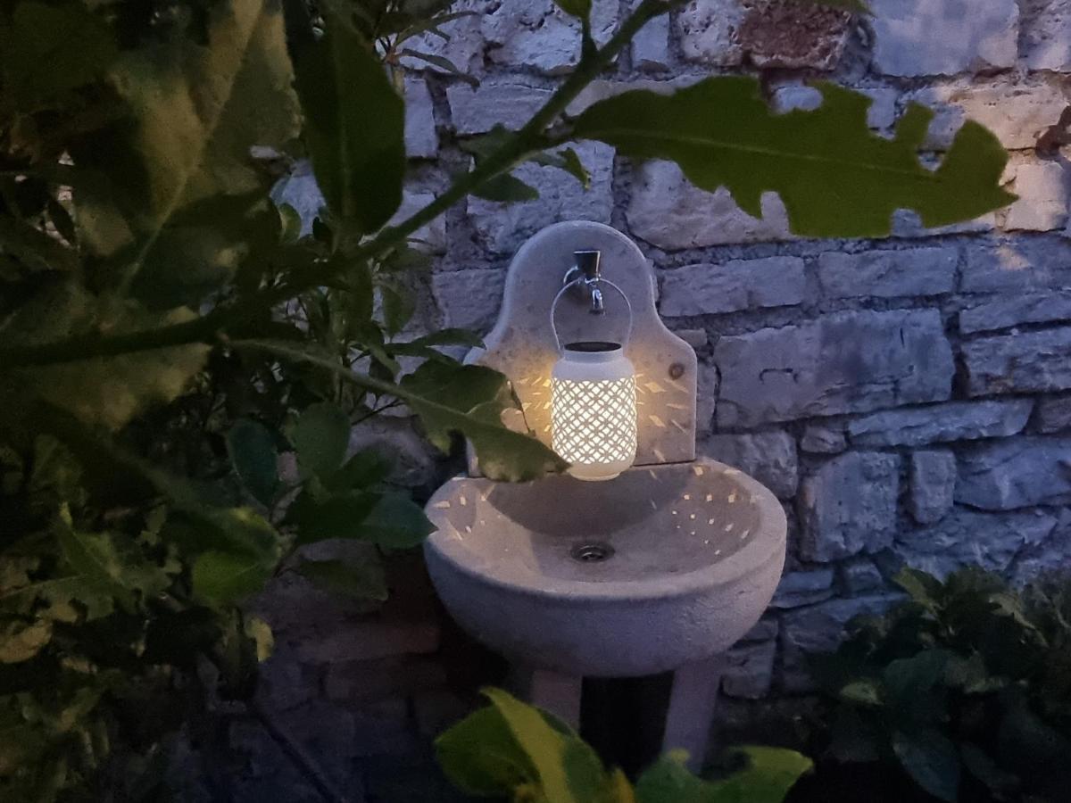 Stonehouse Ana With Jacuzzi Rovinj-Krmed Βίλα Εξωτερικό φωτογραφία