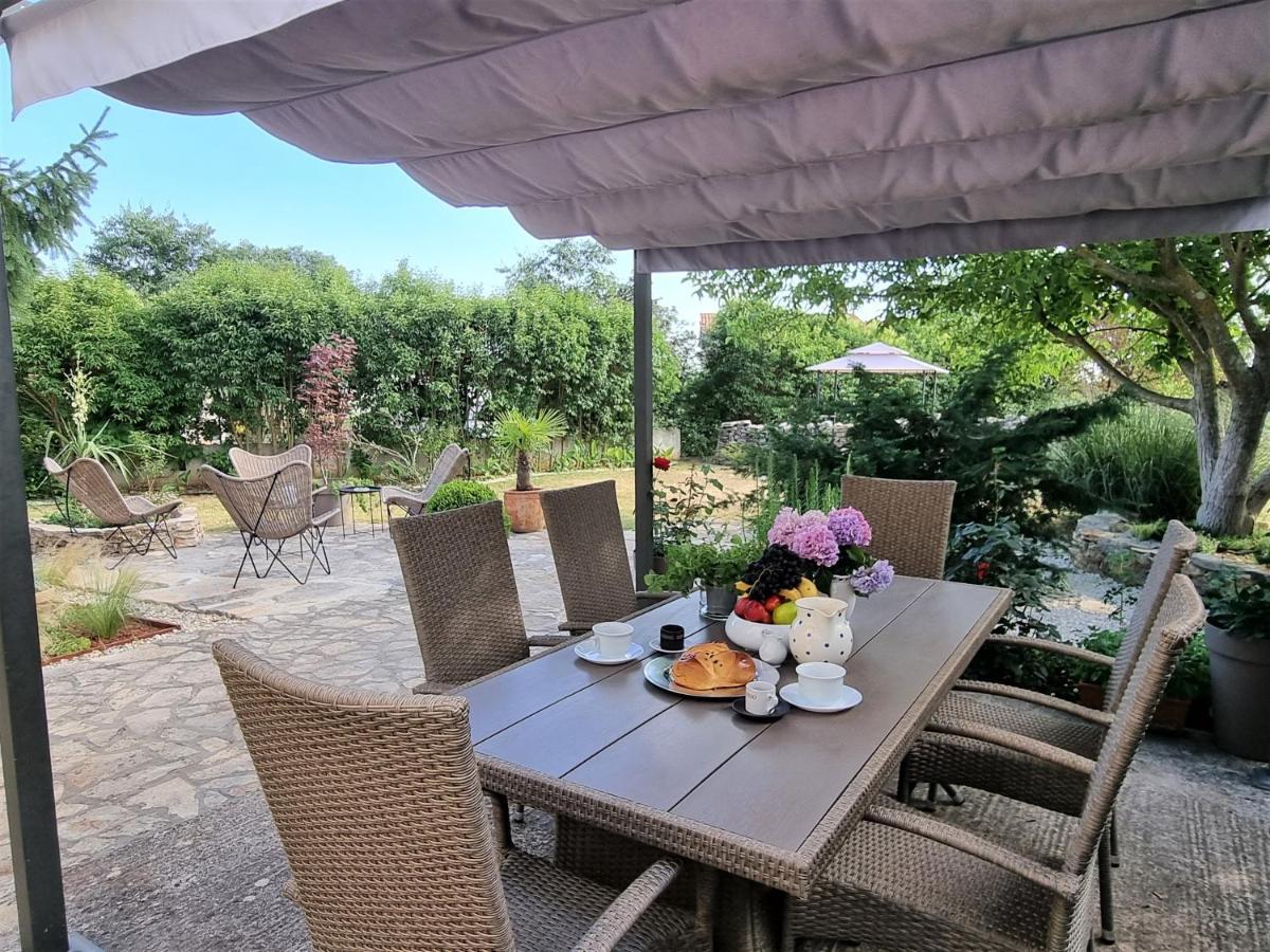 Stonehouse Ana With Jacuzzi Rovinj-Krmed Βίλα Εξωτερικό φωτογραφία