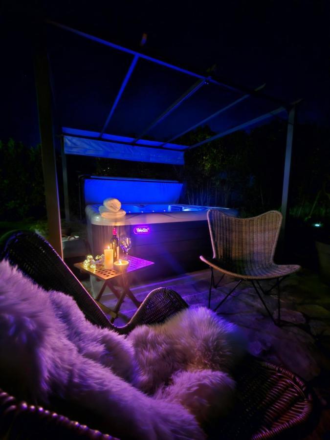 Stonehouse Ana With Jacuzzi Rovinj-Krmed Βίλα Εξωτερικό φωτογραφία